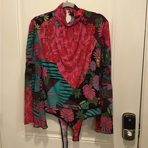 Bisou Bisou Womens XL Colorful Floral Bell Sleeved Mockneck Bodysuit